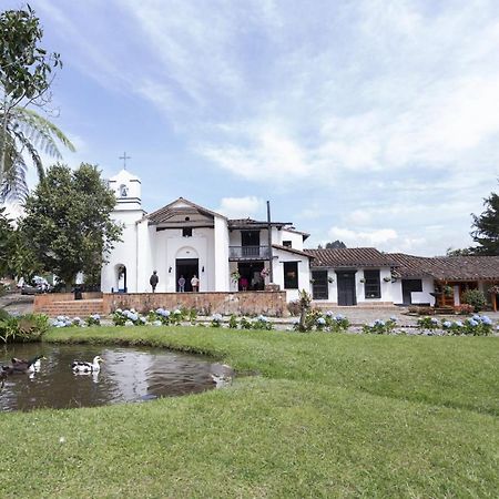 Club Campestre Hacienda Fizebad Hotel Retiro Kültér fotó